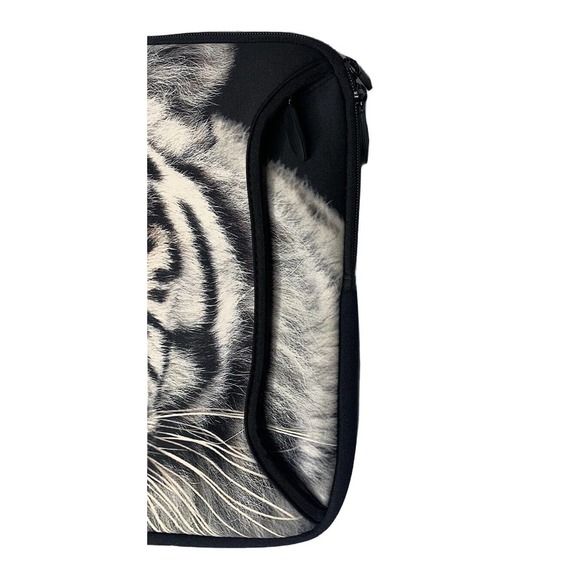 Designer Skins Sleeves White Tiger Zip Top Laptop Case Cover 17" - Picture 3 of 7